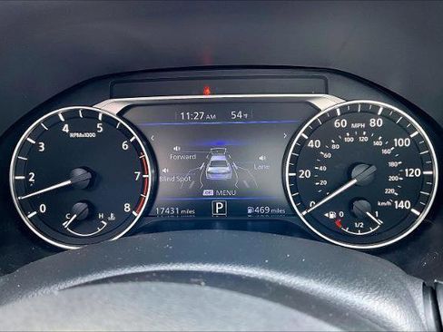 Used 2025 Nissan Altima 2.5 SV image 13