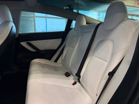 Used 2018 Tesla Model 3 Performance image 21