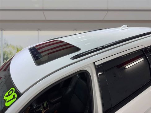 Used 2020 Jeep Grand Cherokee Altitude AWD/4WD image 11