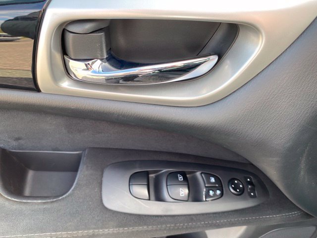 Used 2015 Nissan Pathfinder 4WD image 15