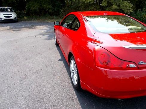Used 2013 INFINITI G37 x w/ Premium Pkg image 4