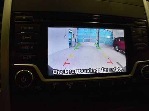 Used 2016 Nissan Frontier Desert Runner image 8