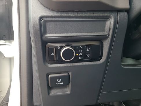 Used 2024 Ford F150 XL RWD image 14