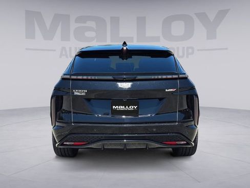 Used 2026 Cadillac Lyriq V AWD/4WD image 4