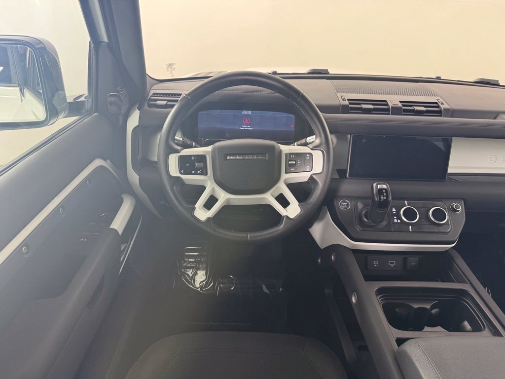 Used 2022 Land Rover Defender 110 AWD/4WD image 9