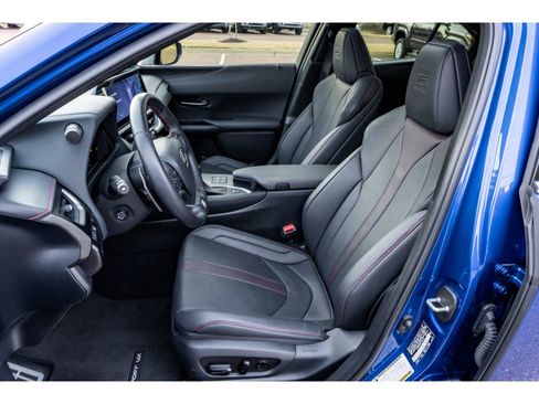 Used 2023 Lexus UX 250h F Sport image 12
