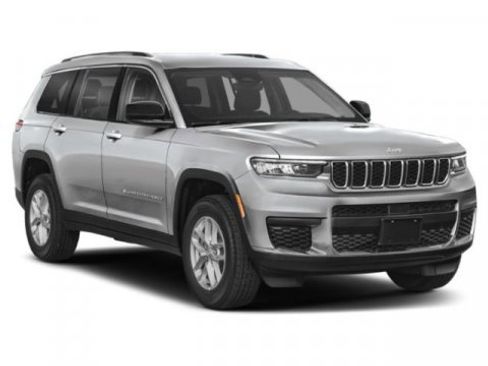 Used 2024 Jeep Grand Cherokee L Limited w/ Black Appearance Package image 14