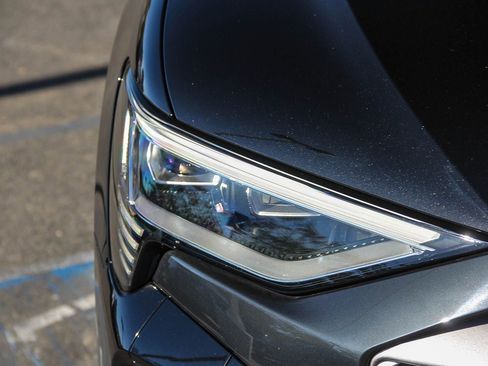 Certified 2024 Audi Q8 e-tron Premium Plus image 12