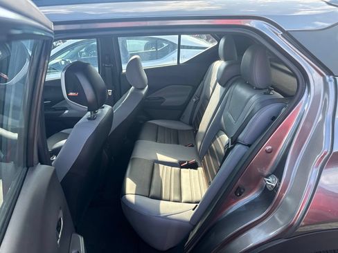 Certified 2024 Nissan Kicks SR w/ SR Premium Package FWD image 6