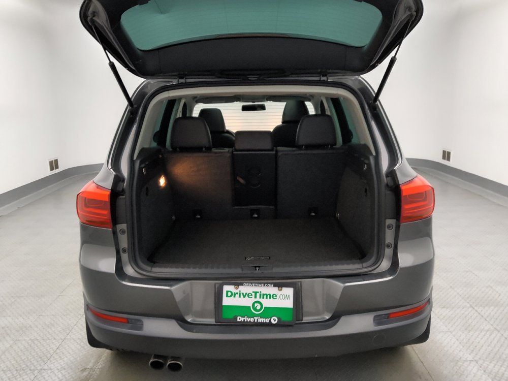Used 2015 Volkswagen Tiguan SEL FWD image 29