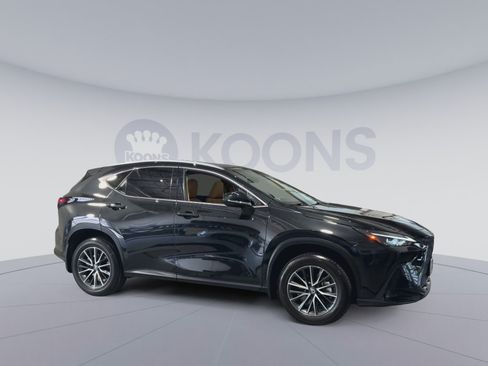 Used 2025 Lexus NX 250 AWD w/ Accessory Package (2T) image 2