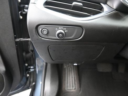 Used 2021 Chevrolet Malibu LT image 13