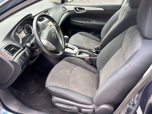 Used 2015 Nissan Sentra SV FWD image 20