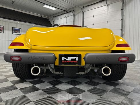 Used 1999 Plymouth Prowler RWD image 29