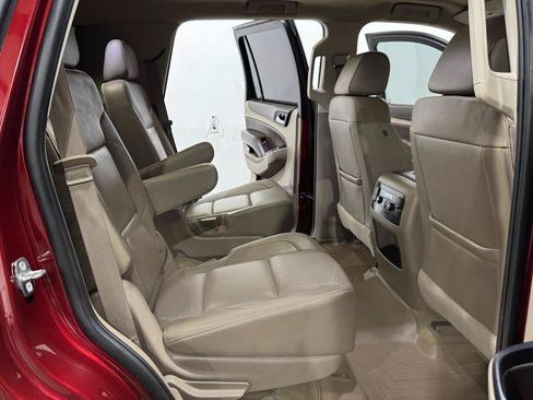 Used 2016 Chevrolet Tahoe LT w/ Luxury Package RWD image 13