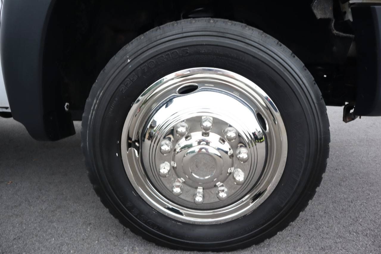 Used 2015 Ford F550 4x4 Crew Cab Super Duty image 16