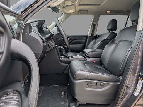 Used 2024 INFINITI QX80 Luxe RWD image 19