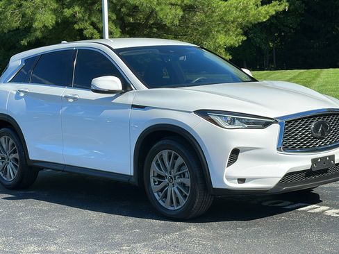 Certified 2023 INFINITI QX50 Pure image 2