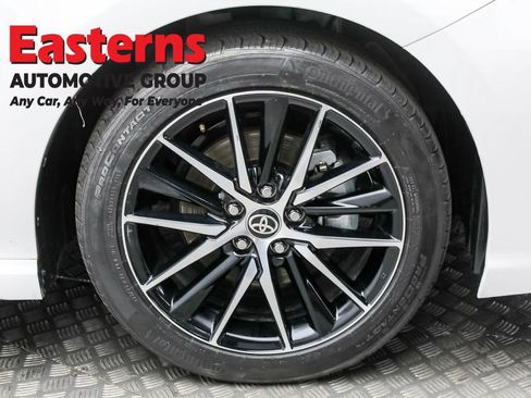 Used 2024 Toyota Camry SE image 26