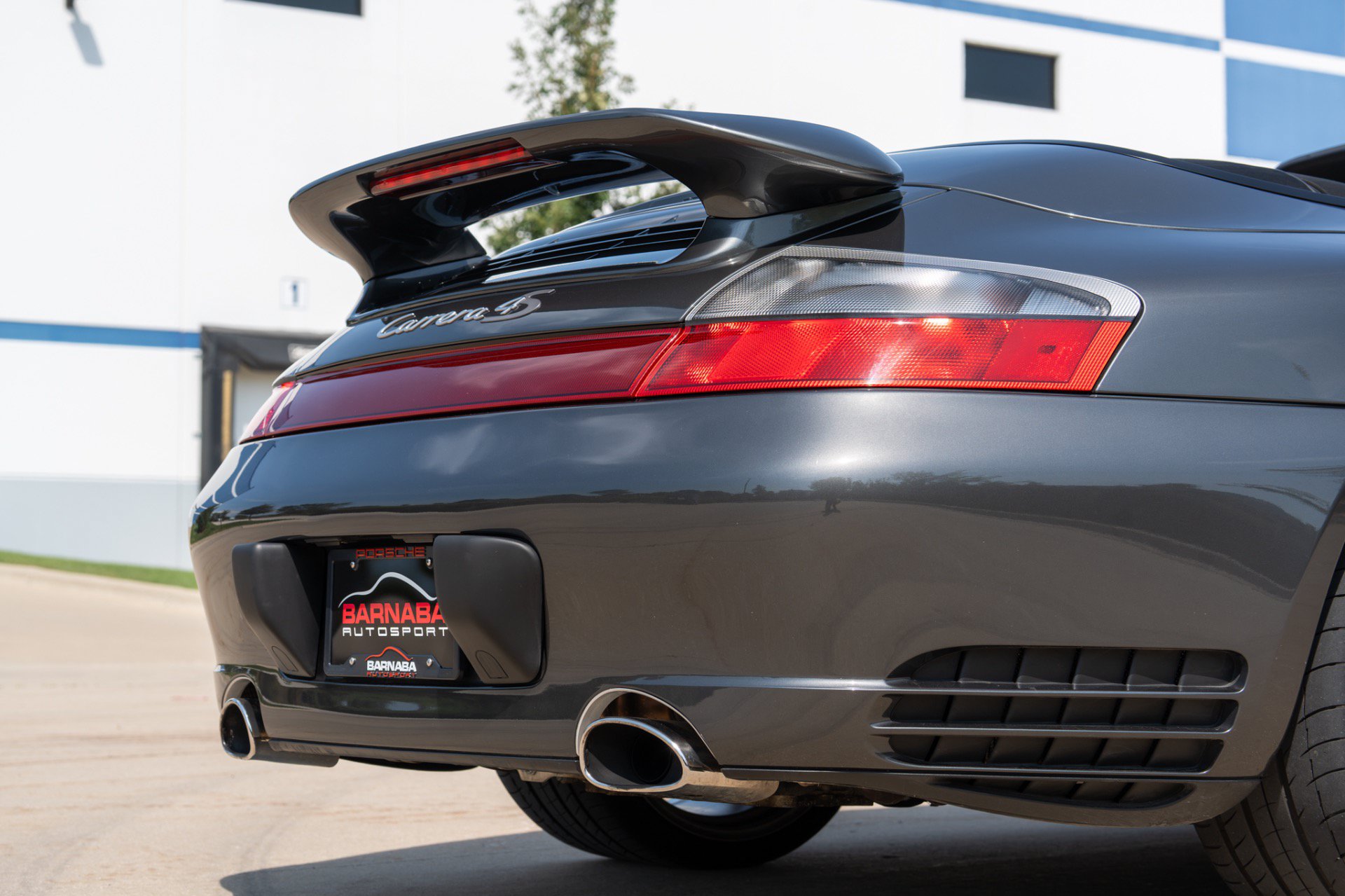 Used 2004 Porsche 911 Carrera 4S AWD/4WD image 28