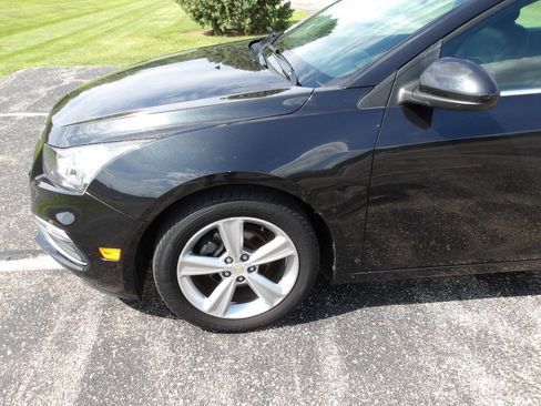 Used 2015 Chevrolet Cruze LT FWD image 28