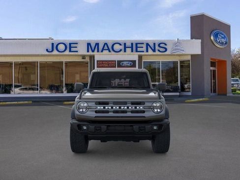 New 2025 Ford Bronco Big Bend w/ Black Diamond Package image 8