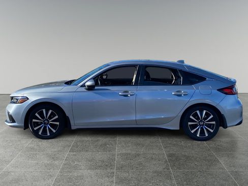 Used 2024 Honda Civic EX-L image 2