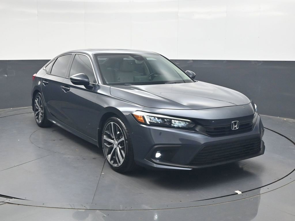 Used 2024 Honda Civic Touring image 2