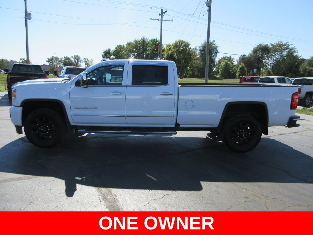 Used 2018 GMC Sierra 3500 Denali w/ Duramax Plus Package AWD/4WD image 12