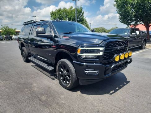 Used 2023 RAM 2500 Big Horn w/ Level 2 Equipment Group AWD/4WD image 2