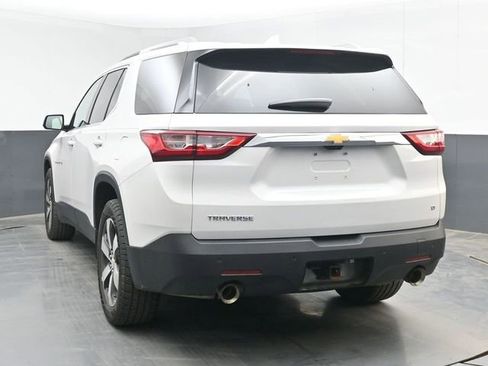 Used 2018 Chevrolet Traverse LT w/ LPO, Floor Liner Package FWD image 12