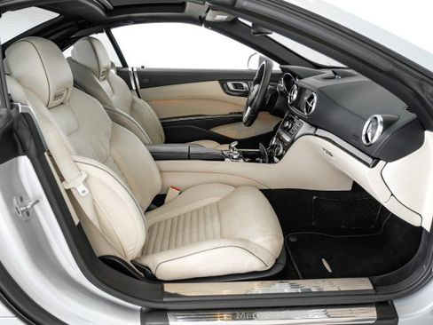 Used 2015 Mercedes-Benz SL 400 image 43