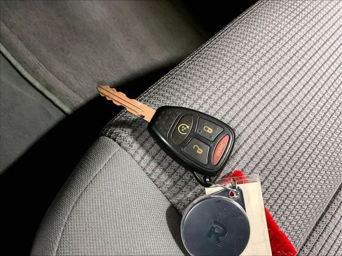 Used 2009 Dodge Durango SLT image 13