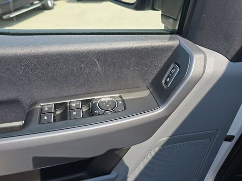 Used 2024 Ford F250 XL w/ STX Appearance Package AWD/4WD image 9