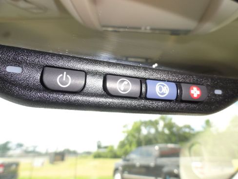Used 2007 Chevrolet Silverado 1500 LT w/ 1LT Convenience Package RWD image 23