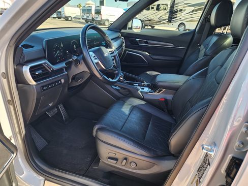 Used 2024 Kia Telluride SX Prestige X-Pro AWD/4WD image 17