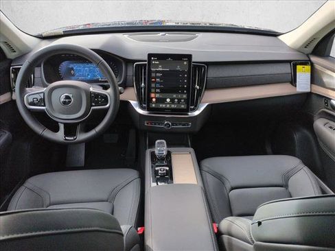 New 2026 Volvo XC90 B6 Plus w/ Protection Package image 15