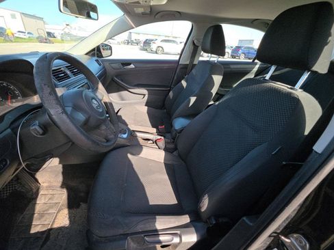 Used 2014 Volkswagen Jetta S FWD image 8