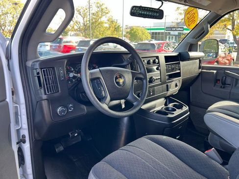 Used 2024 Chevrolet Express 2500 w/ Driver Convenience Package image 17