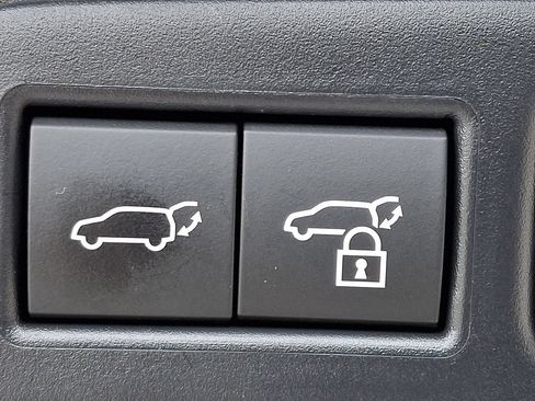 Used 2023 Lexus UX 250h AWD w/ Accessory Package (Z2) image 29