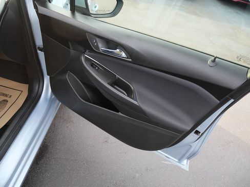 Used 2017 Chevrolet Cruze LS image 32