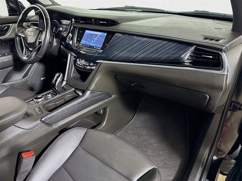 Certified 2025 Cadillac XT6 Premium Luxury image 30