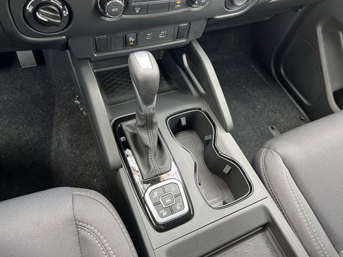 New 2026 Nissan Frontier SV w/ Tow Package image 22