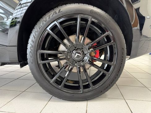 Used 2019 Jaguar F-PACE S image 62