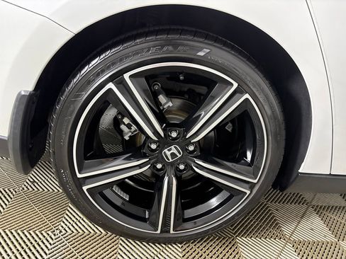Used 2023 Honda Accord Sport image 30