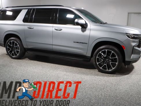 Used 2024 Chevrolet Suburban RST w/ Luxury Package image 6