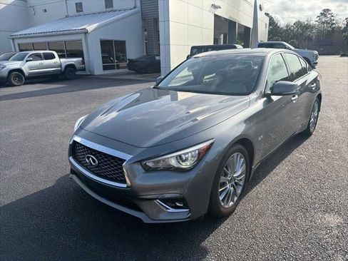 Used 2019 INFINITI Q50 Luxe w/ Essential Package (3.0T Luxe) image 17