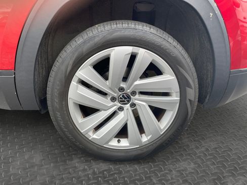 Used 2020 Volkswagen Atlas Cross Sport SE FWD image 14