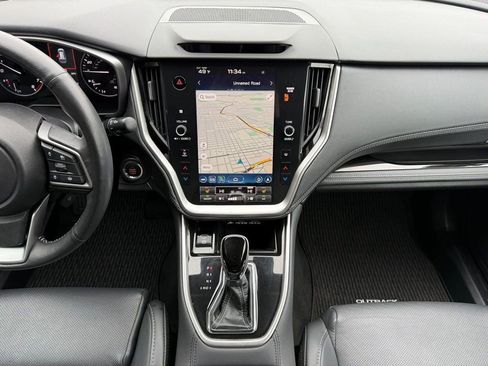 Used 2024 Subaru Outback Limited image 21