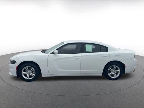 Used 2022 Dodge Charger SXT image 9